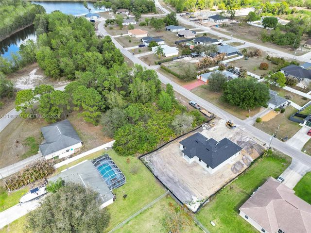 638 DAUPHINE AVE S, Lehigh Acres, FL 33974