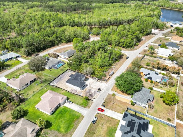 638 DAUPHINE AVE S, Lehigh Acres, FL 33974