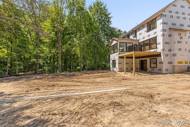 8234 Cascade Road, Ada, MI 49301