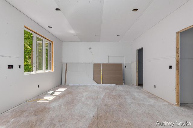 8234 Cascade Road, Ada, MI 49301