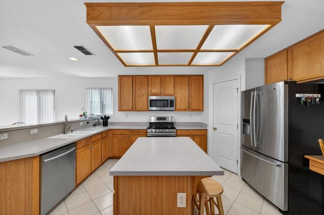 8682 Minoan Ct, Elk Grove, CA 95624