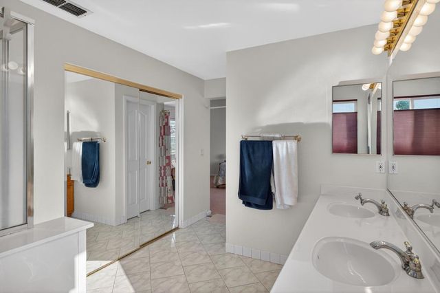 8682 Minoan Ct, Elk Grove, CA 95624