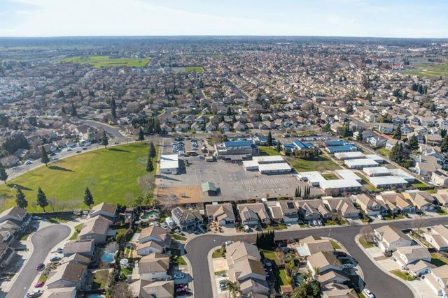 8682 Minoan Ct, Elk Grove, CA 95624