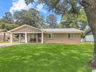200 WESTSIDE DRIVE, West Monroe, LA 71291