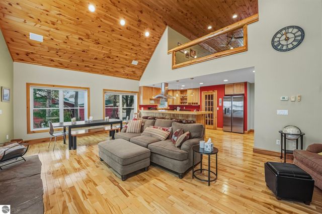 5302 Highland Drive, Traverse City, MI 49685