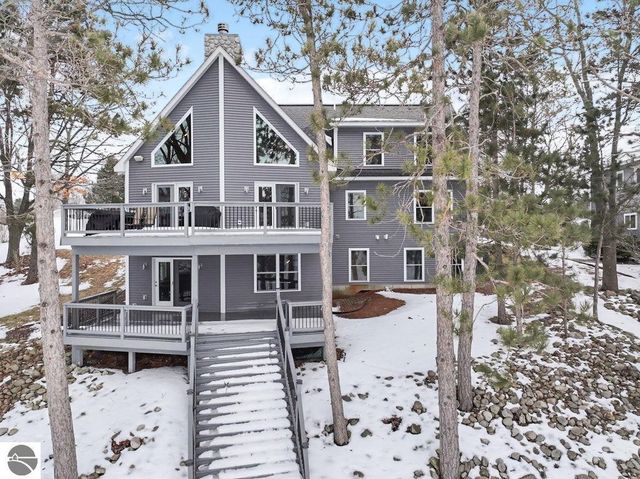 5302 Highland Drive, Traverse City, MI 49685