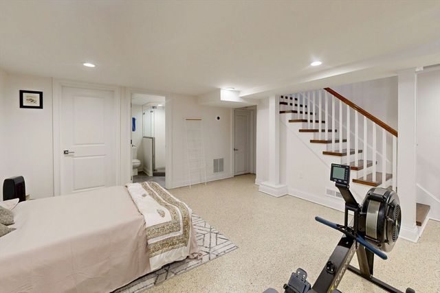 32 Fifth Street 1, Cambridge, MA 02141