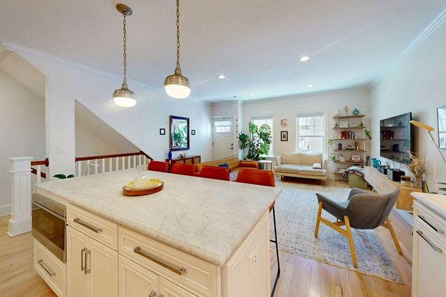 32 Fifth Street 1, Cambridge, MA 02141