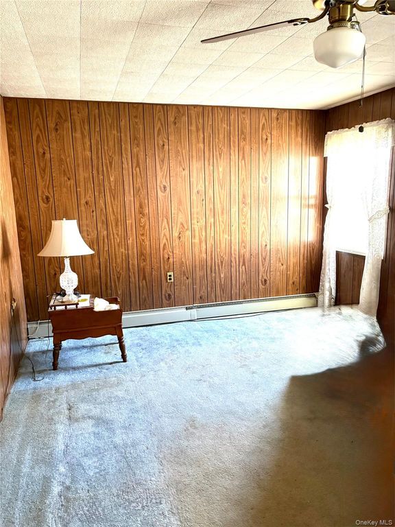 18 Heather Lane, Levittown, NY 11756 — photo 5
