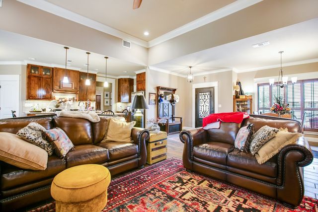 2033 Silver Creek Court, San Angelo, TX 76904