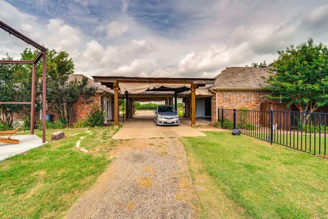 2045 Weston Road, Weston, TX 75009