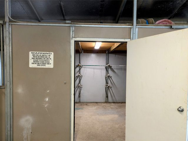 2045 Weston Road, Weston, TX 75009