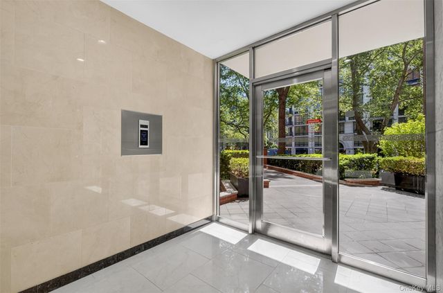 9905 63rd drive 14R, Rego Park, NY 11374