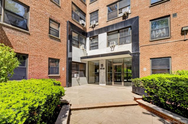 9905 63rd drive 14R, Rego Park, NY 11374