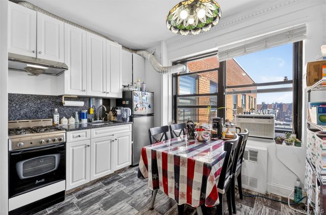 9905 63rd drive 14R, Rego Park, NY 11374