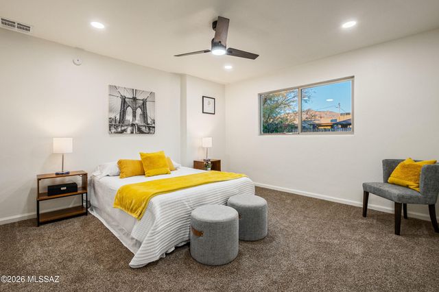 1220 W Maximilian Way, Tucson, AZ 85704