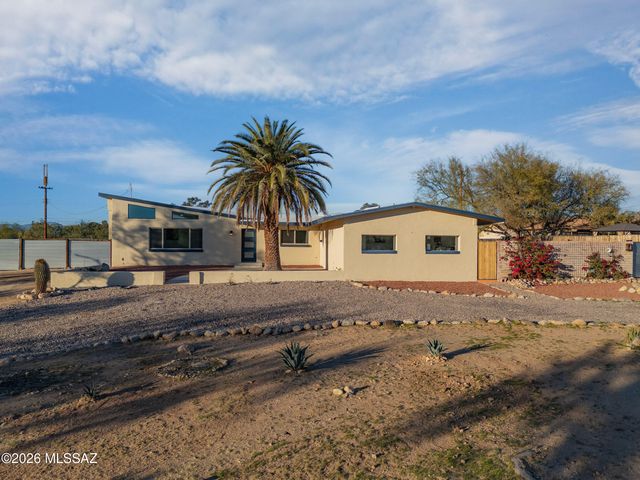 1220 W Maximilian Way, Tucson, AZ 85704