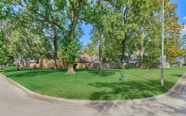25706 Overlake Drive Drive, Spring, TX 77380