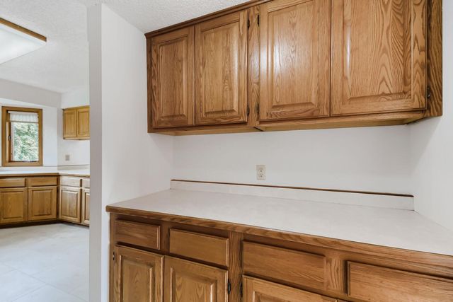 9270 Cornell Road, Woodbury, MN 55125