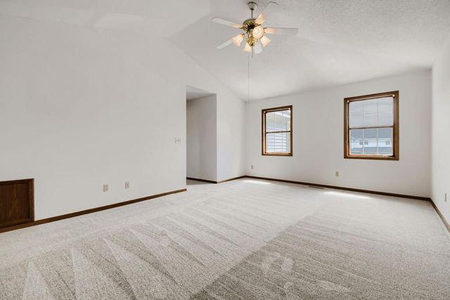 9270 Cornell Road, Woodbury, MN 55125