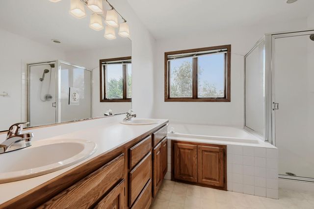 9270 Cornell Road, Woodbury, MN 55125