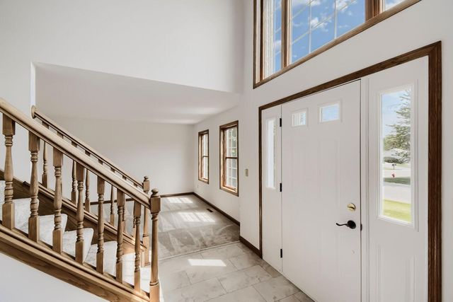9270 Cornell Road, Woodbury, MN 55125