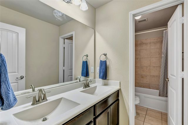 14400 Artisan Drive, Fort Worth, TX 76052