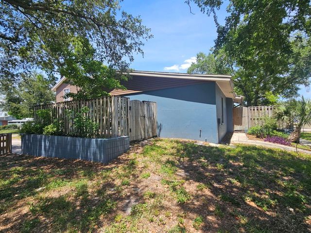7602 W POWHATAN AVENUE 1, Tampa, FL 33615