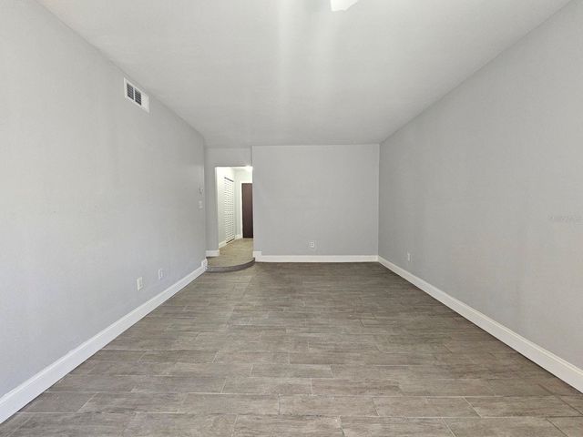 7602 W POWHATAN AVENUE 1, Tampa, FL 33615