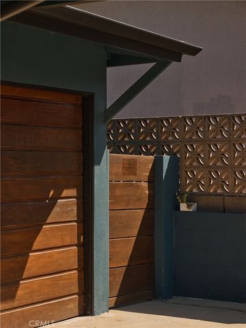 4304 Caledonia, Los Angeles, CA 90065