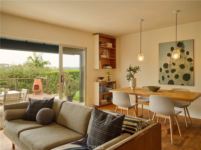 4304 Caledonia, Los Angeles, CA 90065