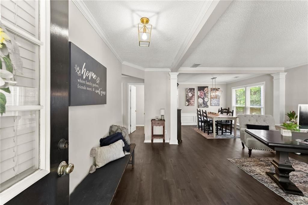 Image 3 of property listing at 10000 Barston Court, Johns Creek, GA 30022