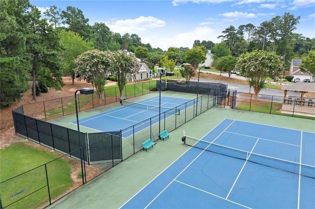 Image 36 of property listing at 10000 Barston Court, Johns Creek, GA 30022