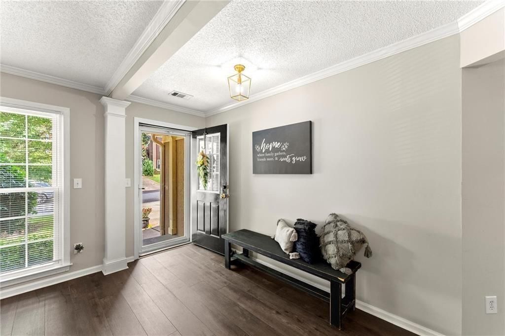 Image 4 of property listing at 10000 Barston Court, Johns Creek, GA 30022