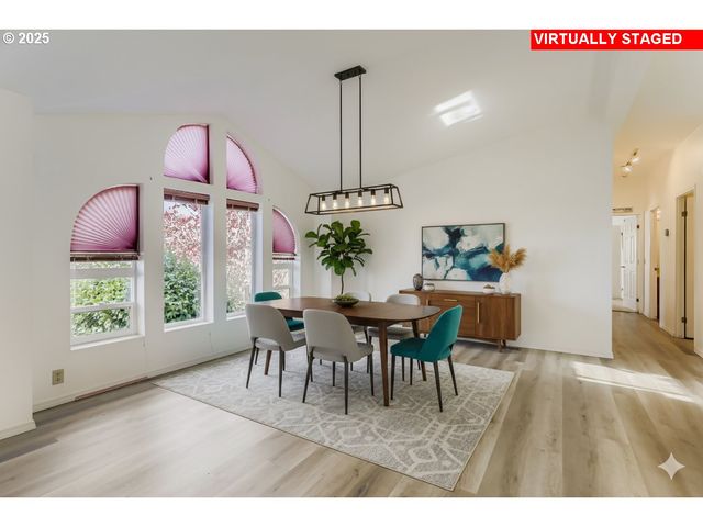 4303 SETTLERS Loop, Forest Grove, OR 97116