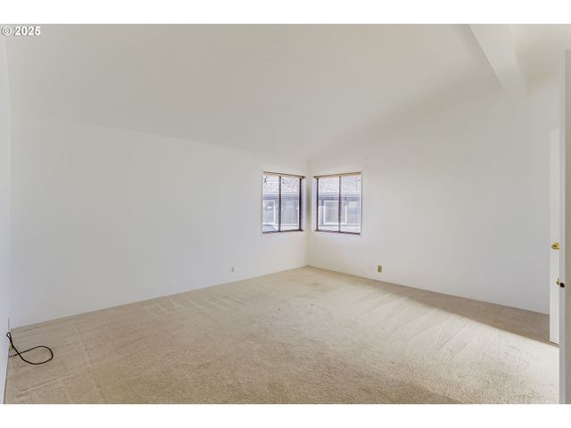 4303 SETTLERS Loop, Forest Grove, OR 97116