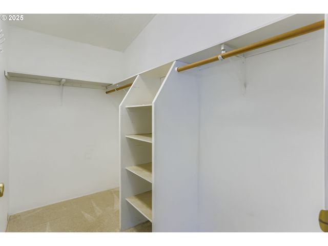 4303 SETTLERS Loop, Forest Grove, OR 97116