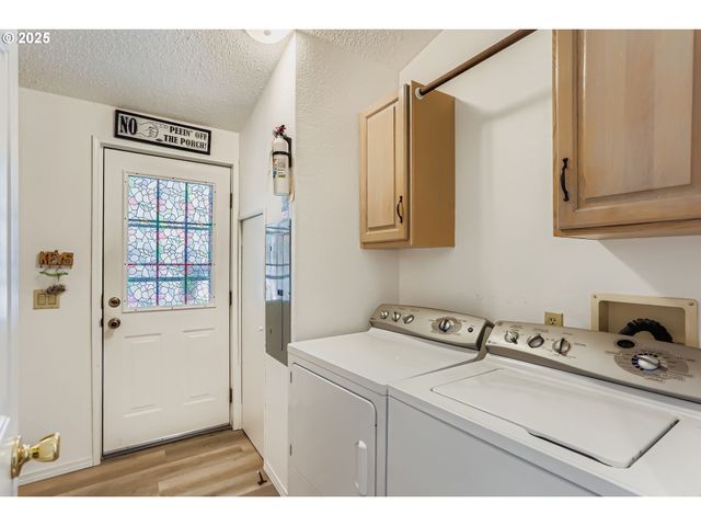 4303 SETTLERS Loop, Forest Grove, OR 97116