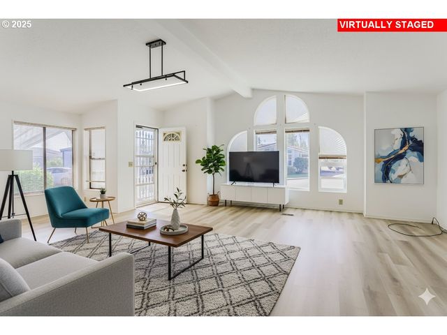 4303 SETTLERS Loop, Forest Grove, OR 97116