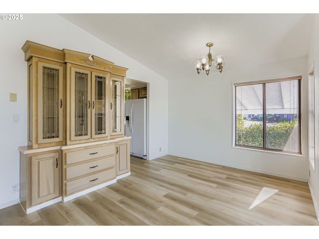 4303 SETTLERS Loop, Forest Grove, OR 97116