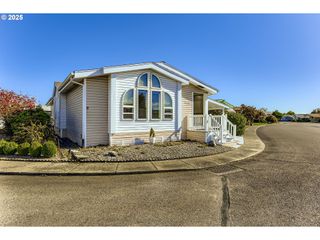 4303 SETTLERS Loop, Forest Grove, OR 97116