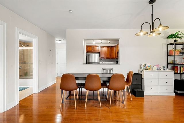 11 Cheriton Rd 102, Boston, MA 02132