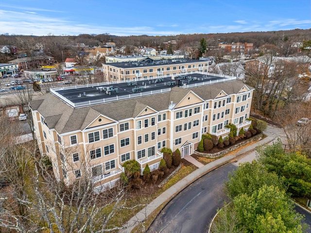 11 Cheriton Rd 102, Boston, MA 02132