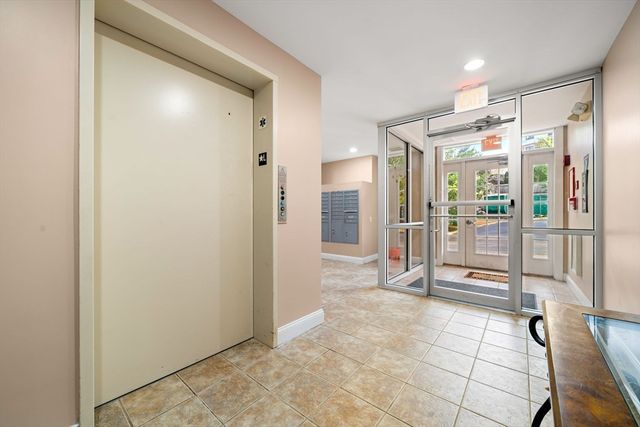 11 Cheriton Rd 102, Boston, MA 02132