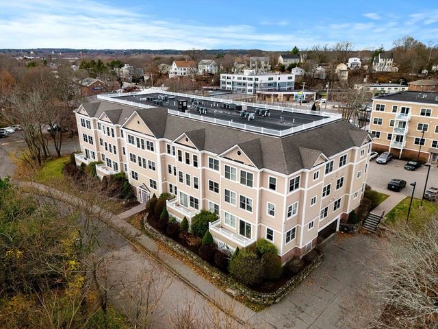 11 Cheriton Rd 102, Boston, MA 02132