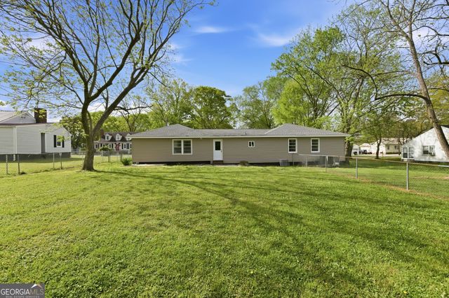 168 Moore Street, Trion, GA 30753