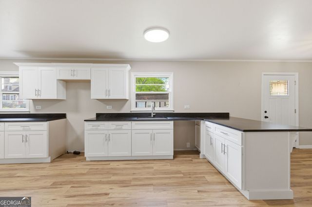 168 Moore Street, Trion, GA 30753