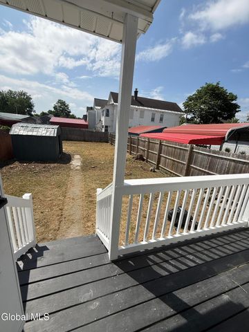 1240 7th Avenue, Schenectady, NY 12303