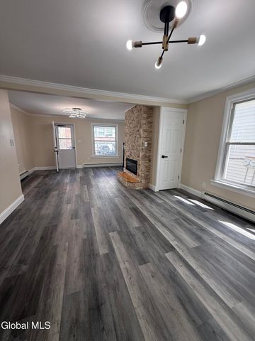 1240 7th Avenue, Schenectady, NY 12303