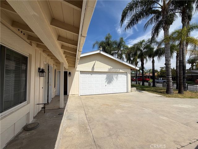 1620 S Cypress, Ontario, CA 91762